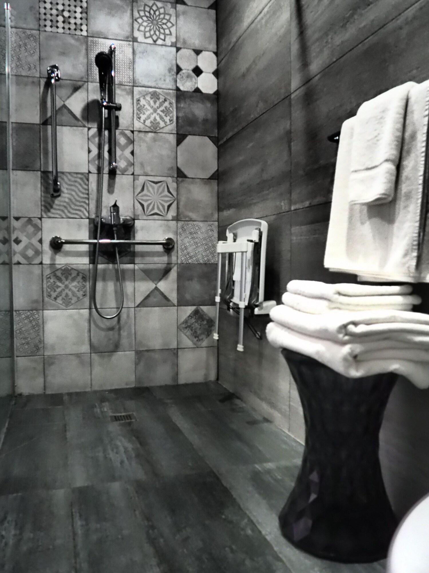 Adelphi Boutique Hotel Rabat Buitenkant foto