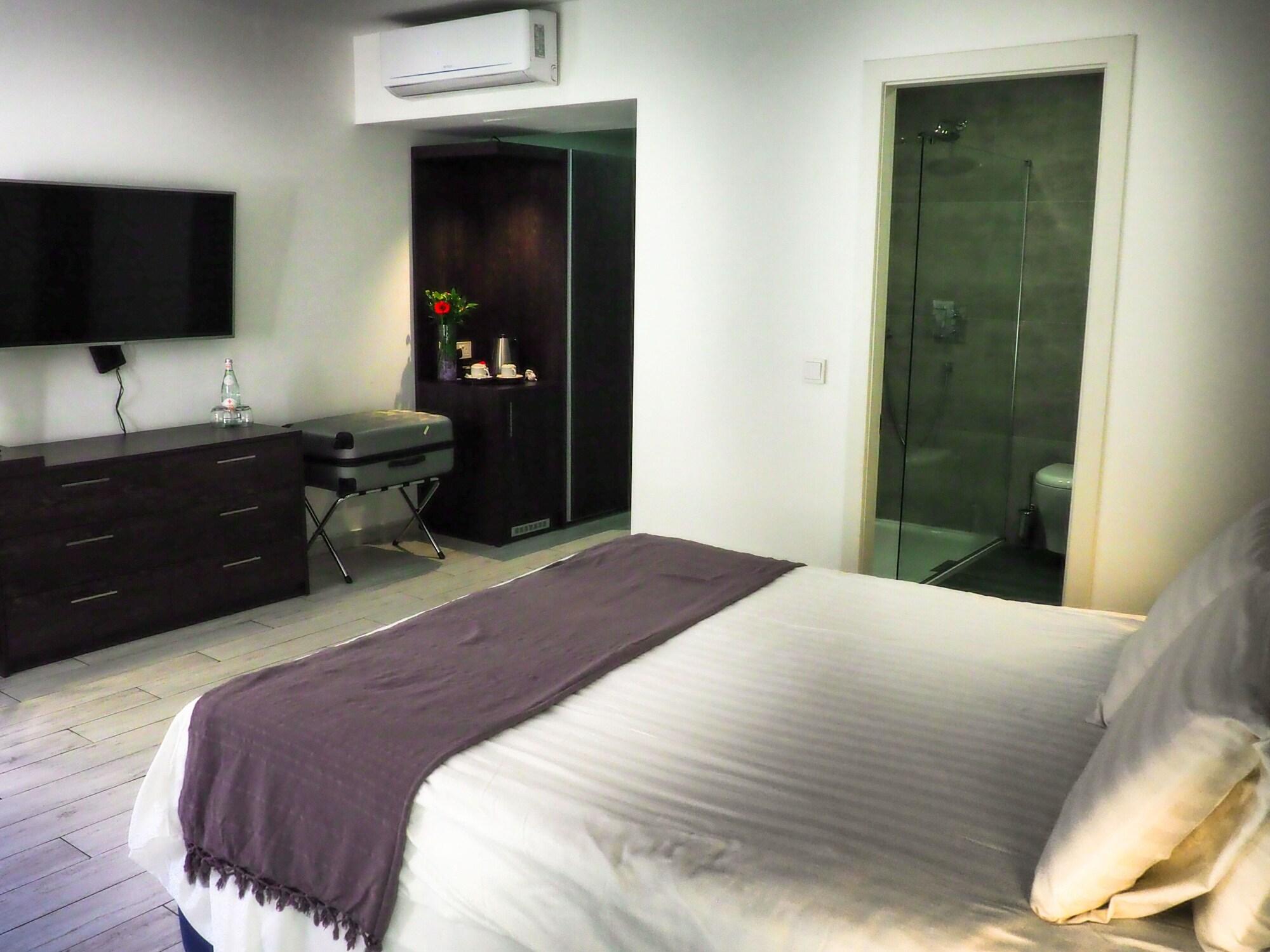 Adelphi Boutique Hotel Rabat Buitenkant foto